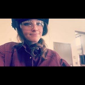 Meet your Posher, Leigha